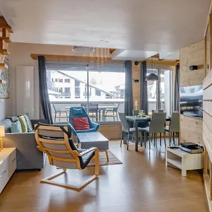 Genevrier - Spacious Balcony With Mont Blanc Views Apartment